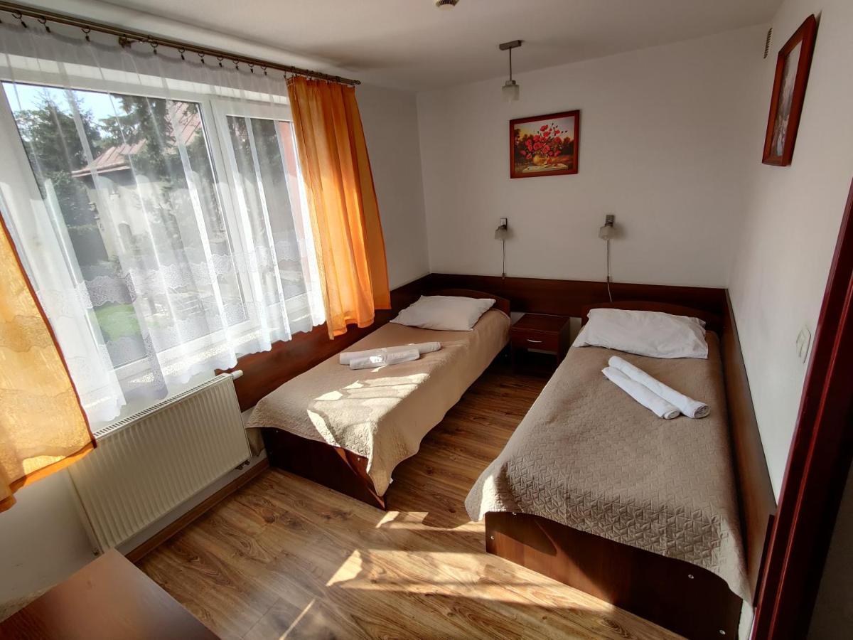 Hotel Turkus Jarosław エクステリア 写真
